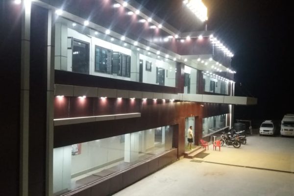 42 ROOMHOTEL FOR LEASE /SALE IN KARAN PRAYAG ( U.K )