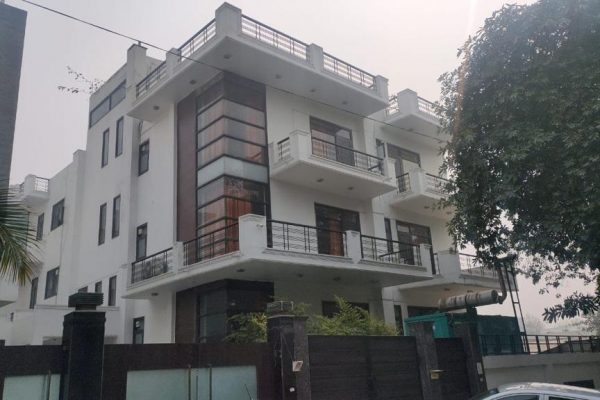 13 Bed Bungalows for sale in sector 92 Noida